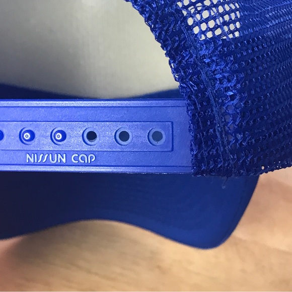 Ford Tractors SnapBack - Picture 9 of 11